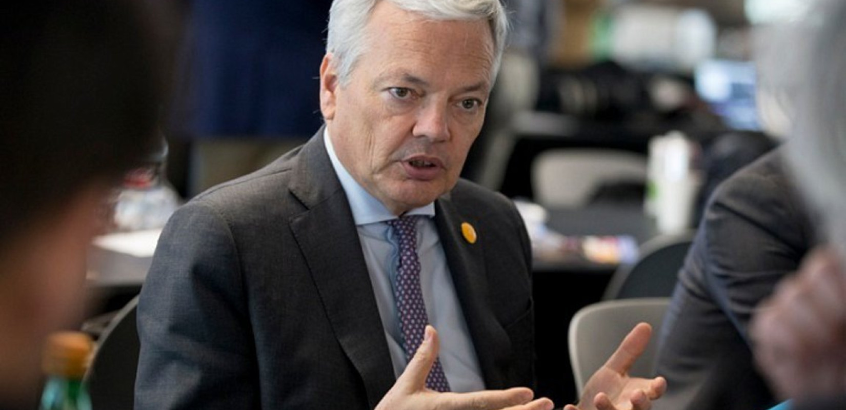 Κατηγορίες για ξέπλυμα μαύρου χρήματος στον υπουργό Εξωτερικών του Βελγίου 