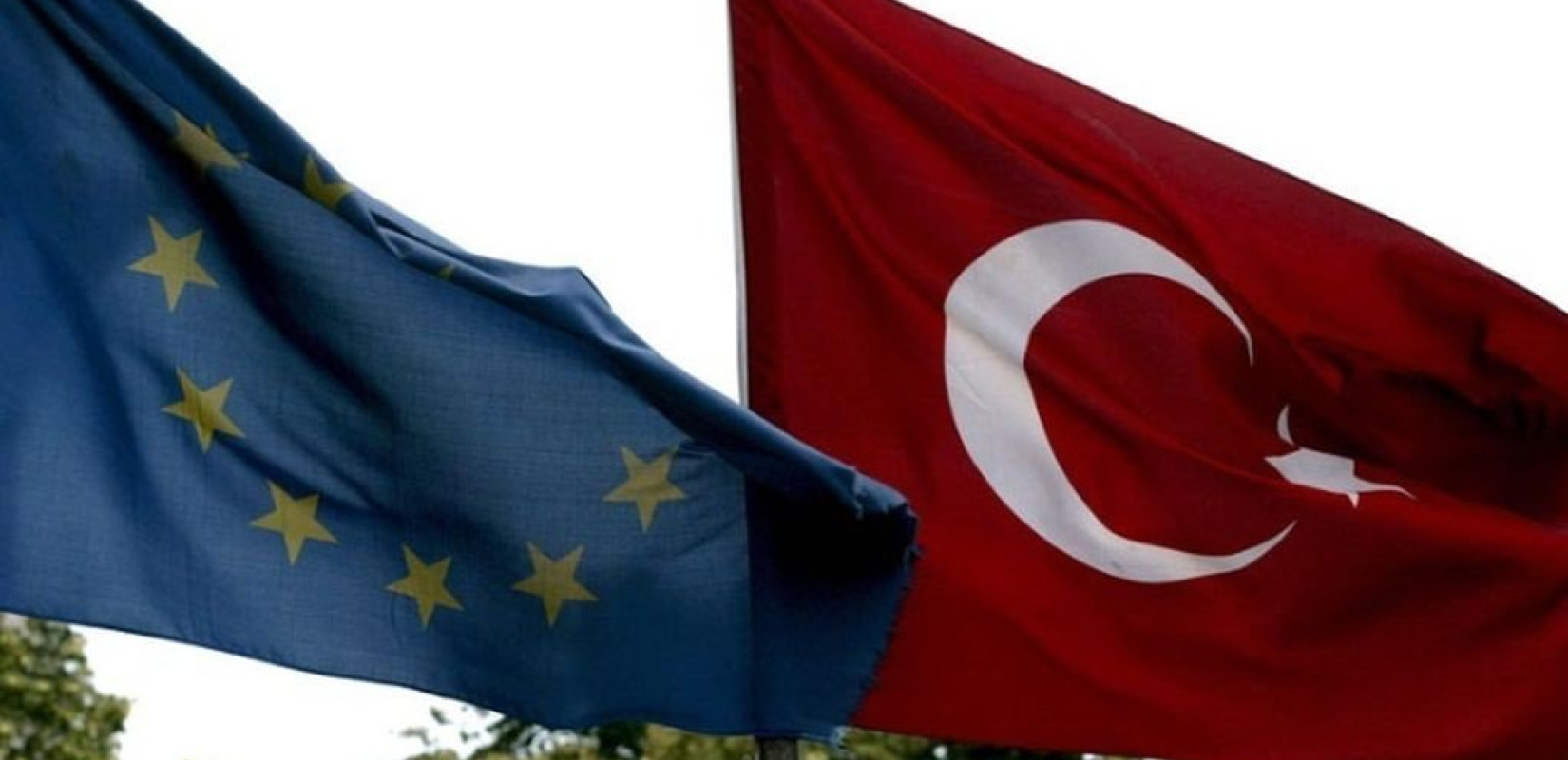 Τουρκία-ΕΕ: Οι όροι της Κομισιόν πριν από οποιαδήποτε επανέναρξη των διαπραγματεύσεων