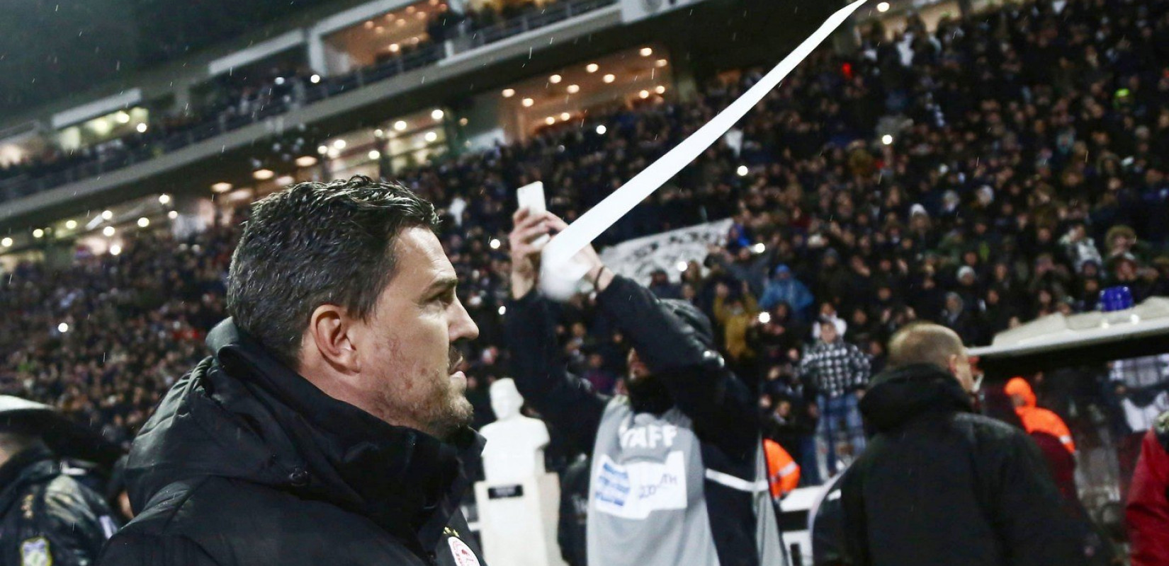 Μειώθηκε η ποινή για τον 28χρονο οπαδό του ΠΑΟΚ που πέταξε ρολό ταμειακής μηχανής στον Όσκαρ Γκαρθία