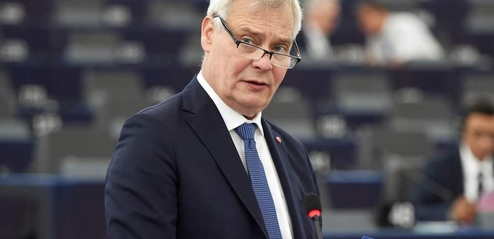 Παραιτήθηκε ο πρωθυπουργός της Φιλανδίας Ρίνε