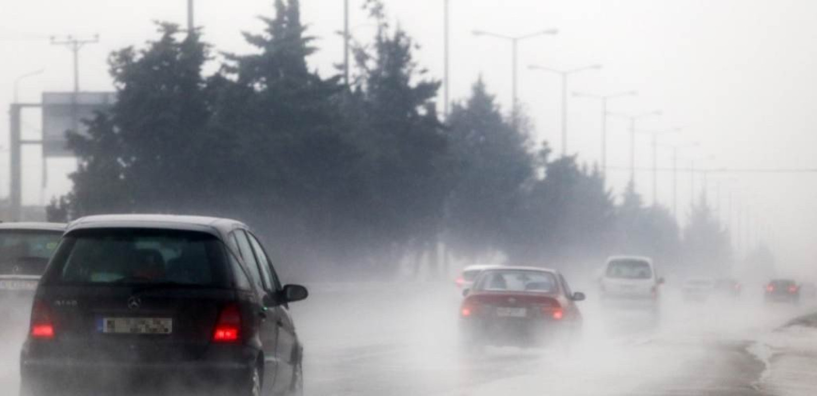 Σε κλοιό κακοκαιρίας η χώρα - Προειδοποίηση για επικίνδυνα καιρικά φαινόμενα σε Ανατολική Μακεδονία και Θράκη (βίντεο, φωτ.)