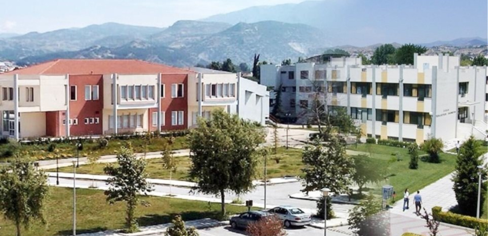 Ο πρύτανης ζητά από τους φοιτητές να καταθέσουν επώνυμα για τη δράση του καθηγητή στις Σέρρες