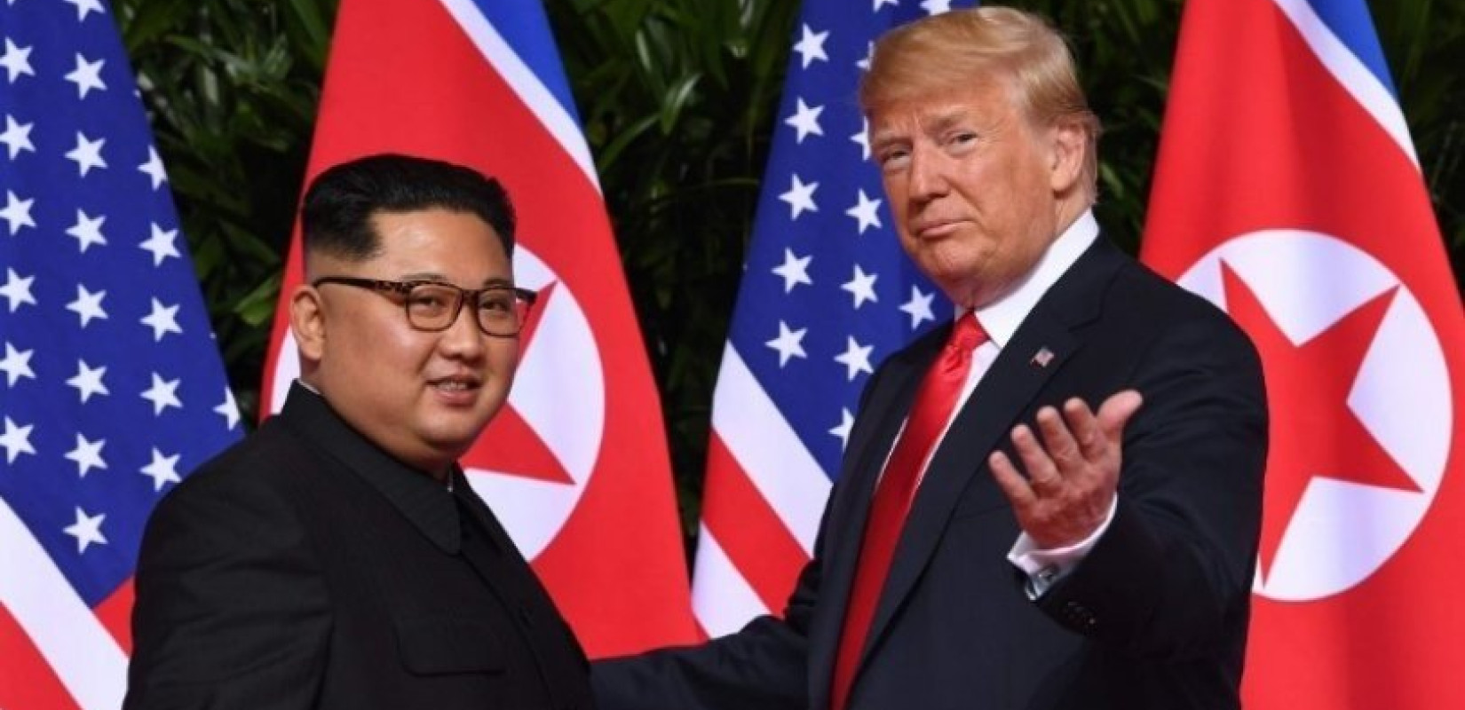 Τραμπ - Κιμ Γιονγκ Ουν: Και μετά ήρθε ο έρωτας