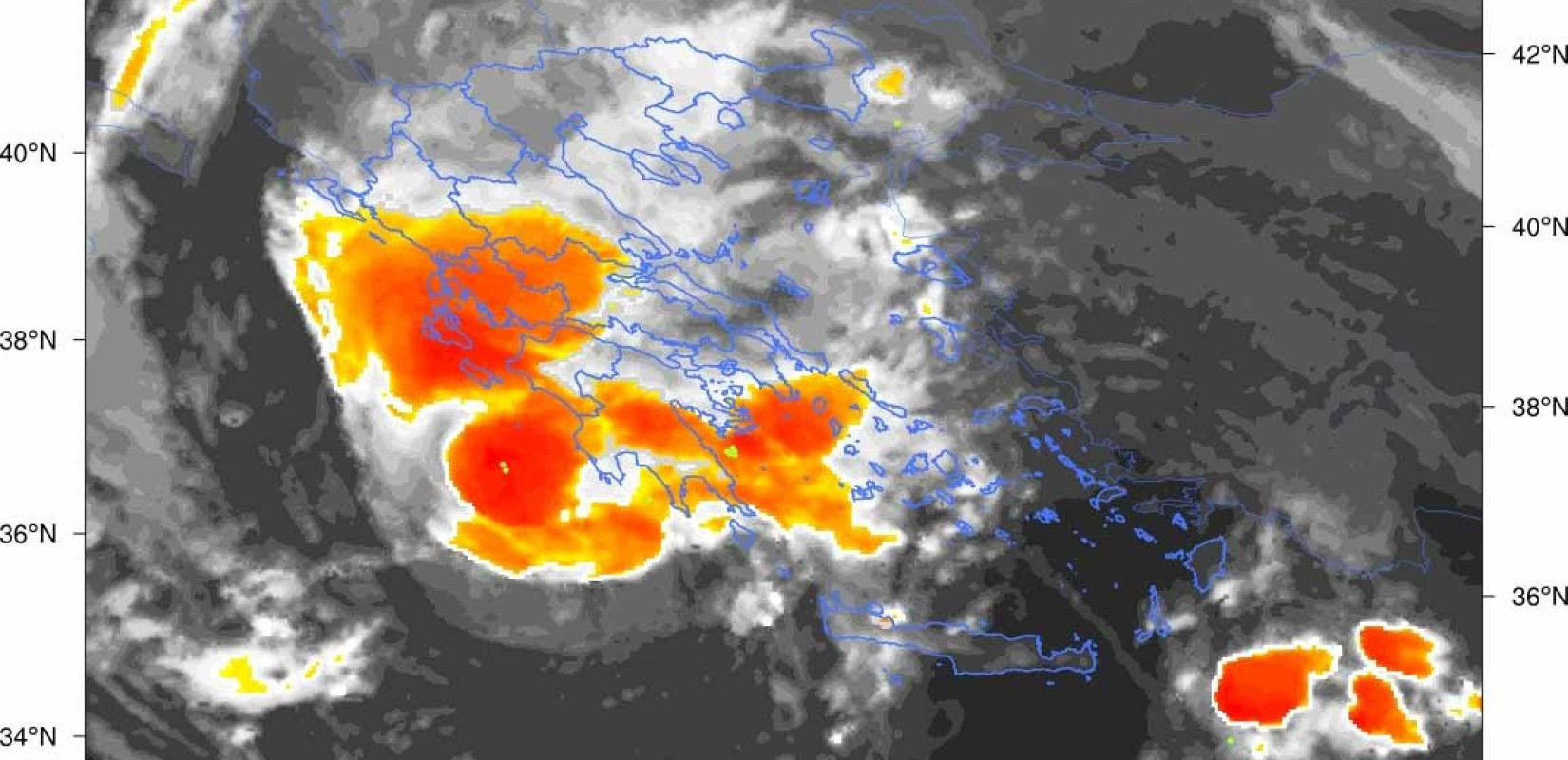 Εξασθενεί ο μεσογειακός κυκλώνας αλλά παραμένει επικίνδυνος