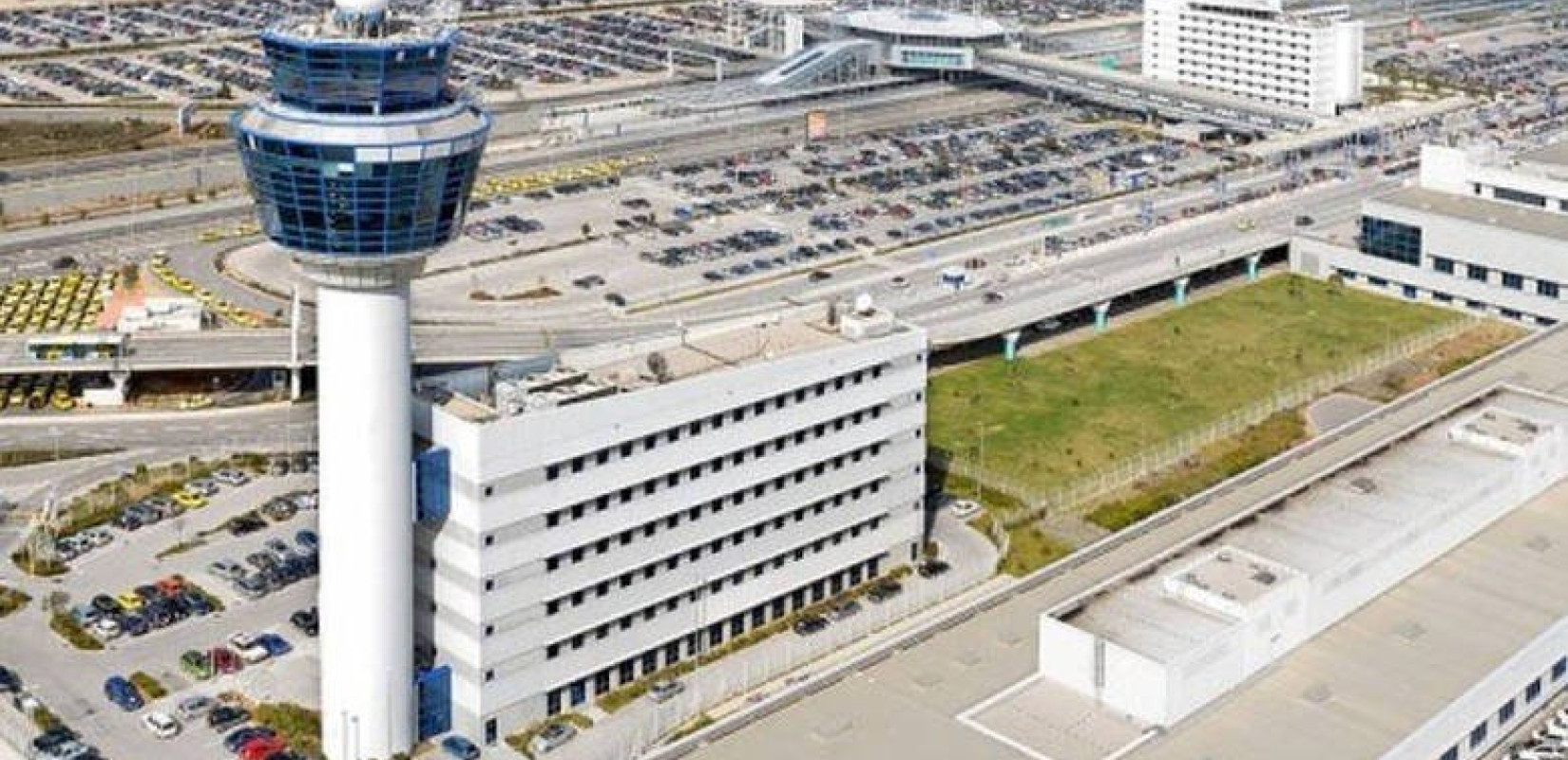 Καταγγελία ΟΣΕΥΠΕ κατά Αυγενάκη: Χτύπησε υπάλληλο του αεροδρομίου «Ελ. Βενιζέλος» (βίντεο ντοκουμέντο)