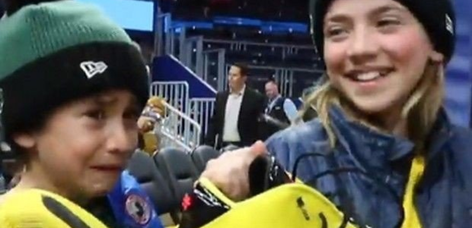 Γιάννης Αντετοκούνμπο: Το κλάμα του πιτσιρικά και το... φλερτ του Στεφ Κάρι (videos)