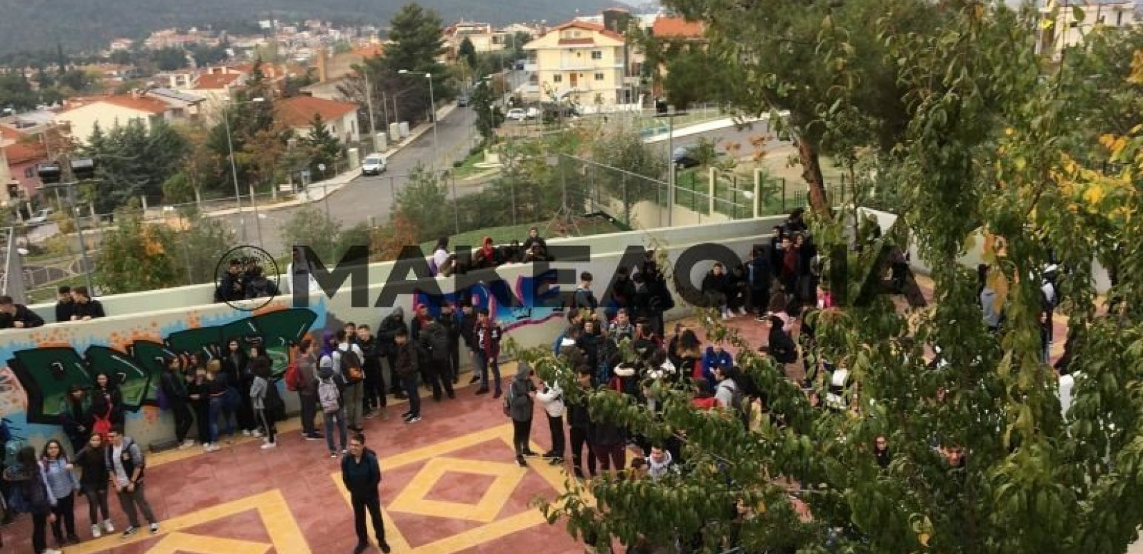 Θεσσαλονίκη: Κατάληψη στο 1ο ΓΕΛ Πεύκων για την εγκληματικότητα 