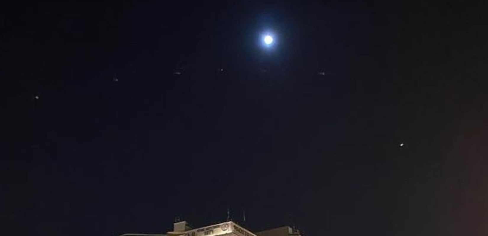 Εντυπωσιακή η πανσέληνος του Λύκου! 