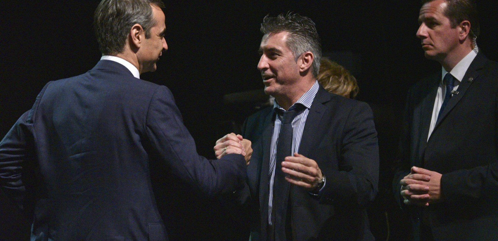 Νομοθετική παρέμβαση της κυβέρνησης υπέρ του ΠΑΟΚ - Διαγράφηκε από τη ΝΔ ο Ζαγοράκης