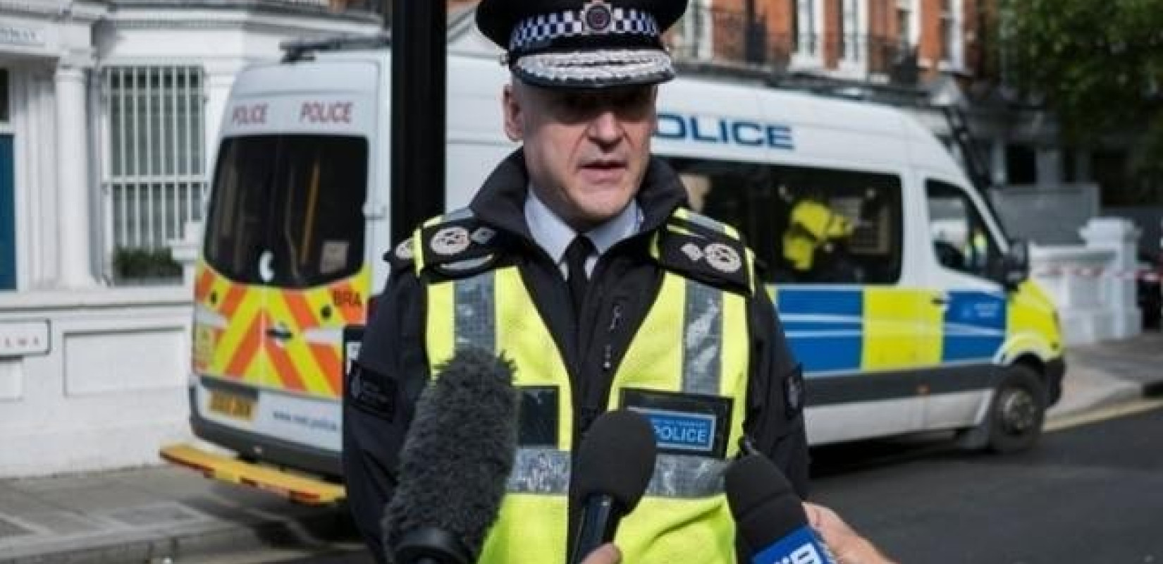  Η αστυνομία εκκένωσε την Πλατεία Τραφάλγκαρ του Λονδίνου για "ύποπτο πακέτο"