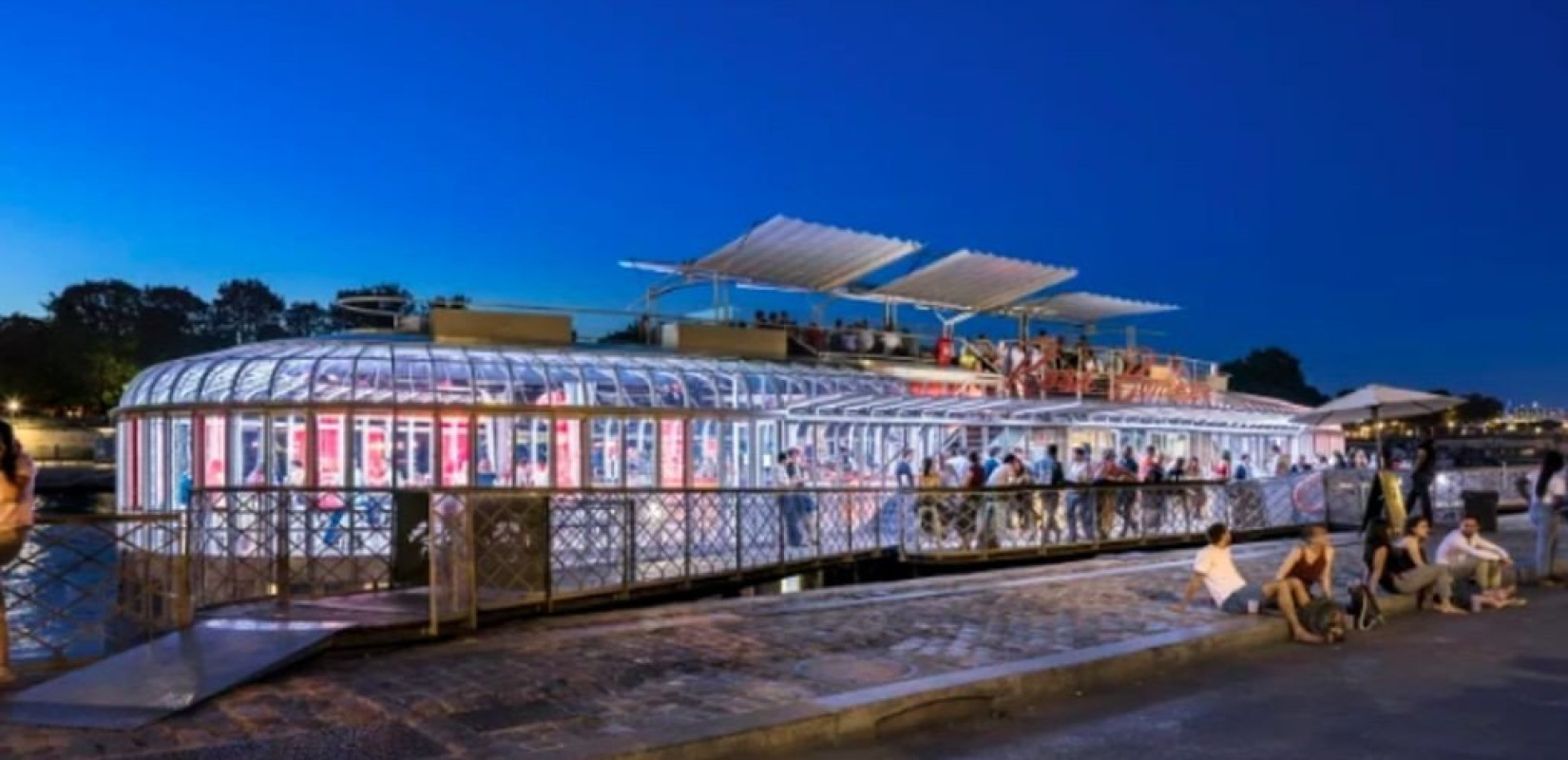 Παρίσι: Επιστροφή στο... παρελθόν 