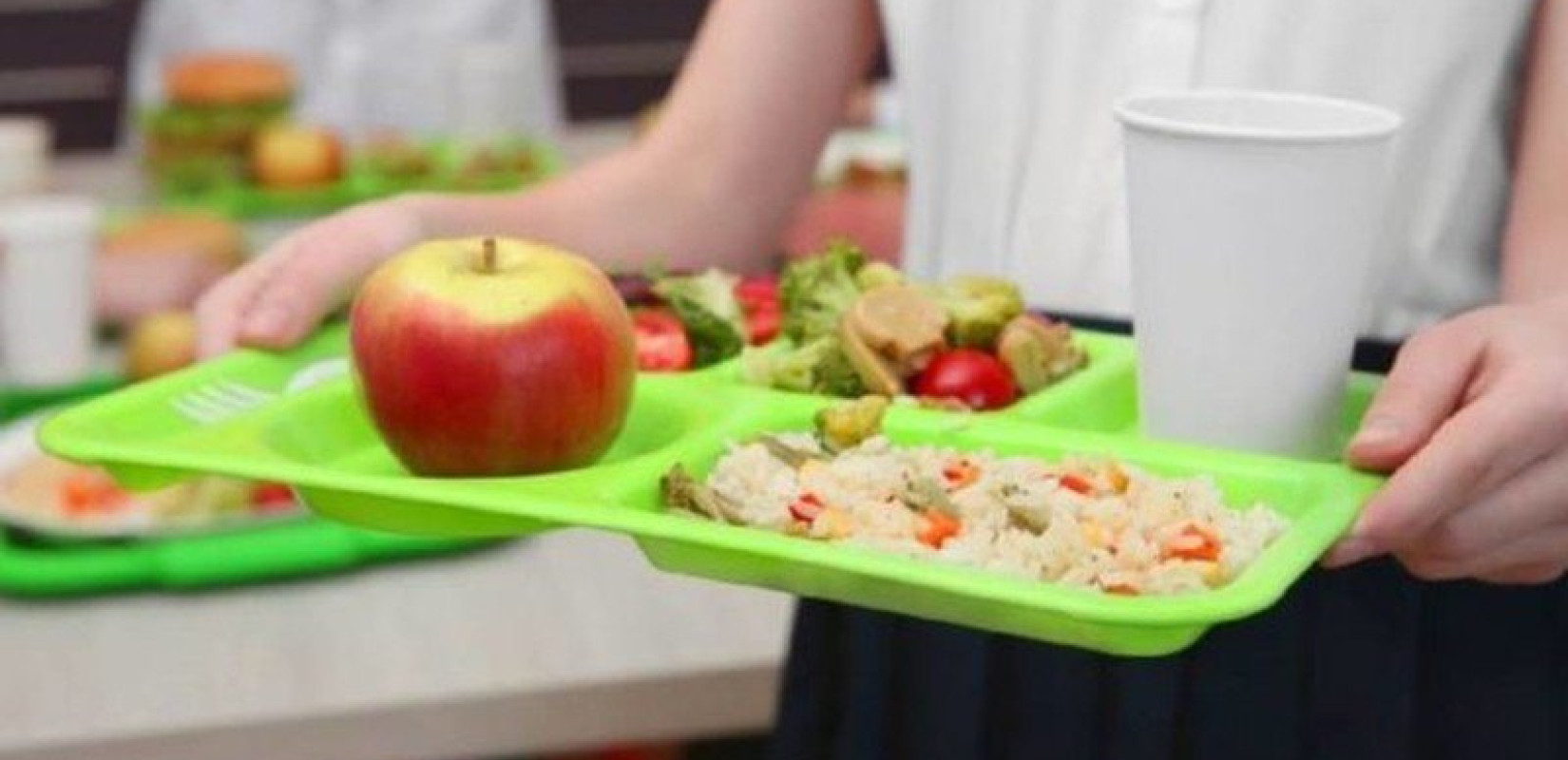 Τον Οκτώβριο ξεκινά το πρόγραμμα «Σχολικά Γεύματα» - Θα ωφεληθούν πάνω από 224.000 μαθητές 