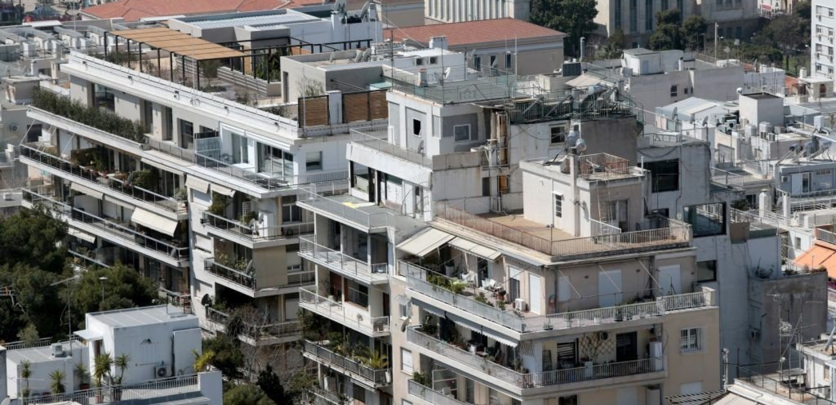 Χιλιάδες Έλληνες δανειολήπτες σε ελβετικό φράγκο κινδυνεύουν να βρεθούν στον δρόμο