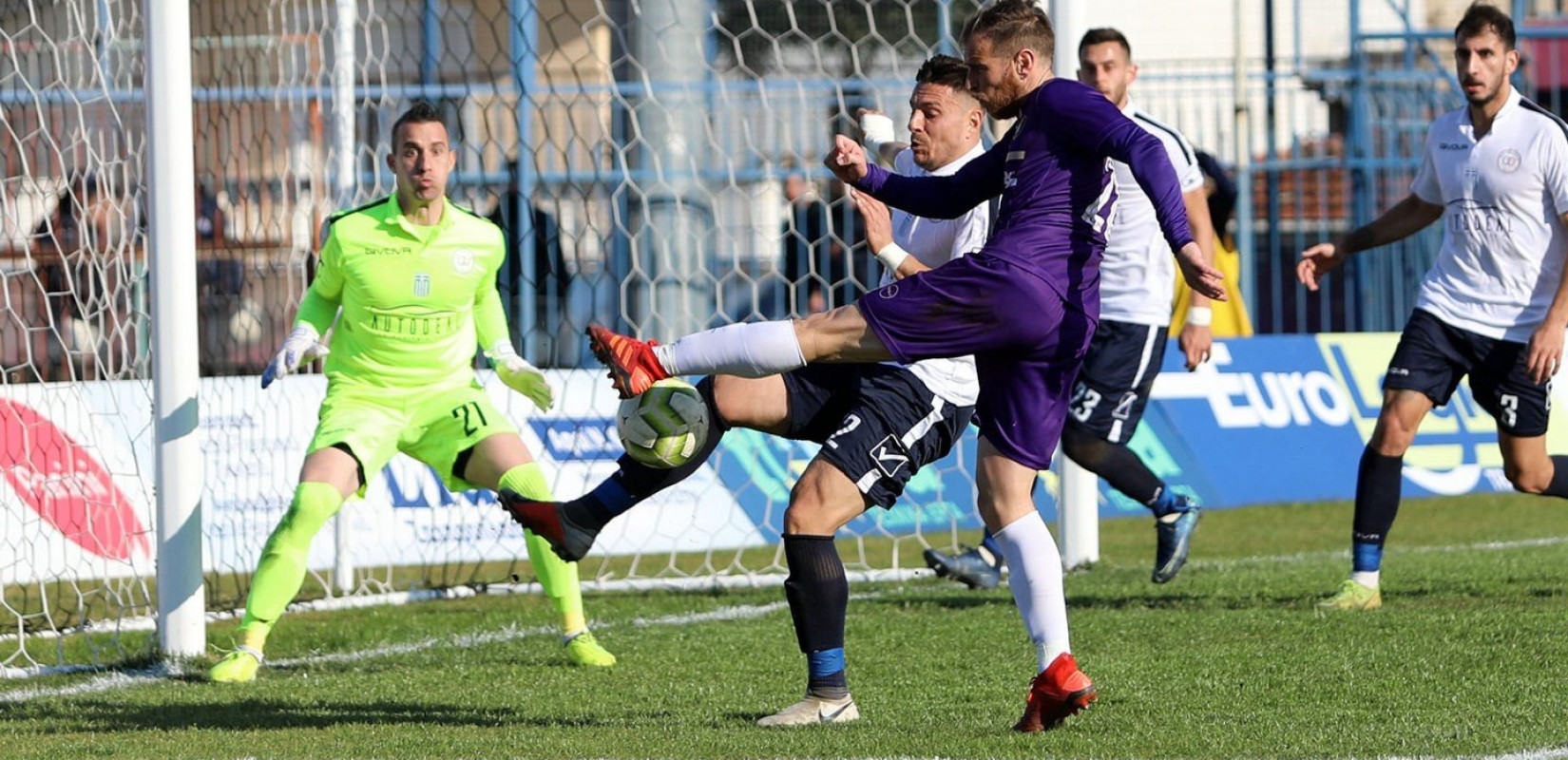 Football League: Θρίλερ στο ντέρμπι, στο 96’ ισοφάρισε η Βέροια (video)