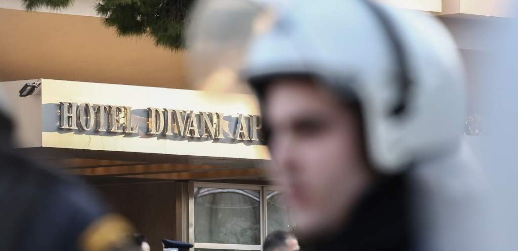 Σε πολεμικό κλίμα ξεκινά το συνέδριο της ΓΣΕΕ