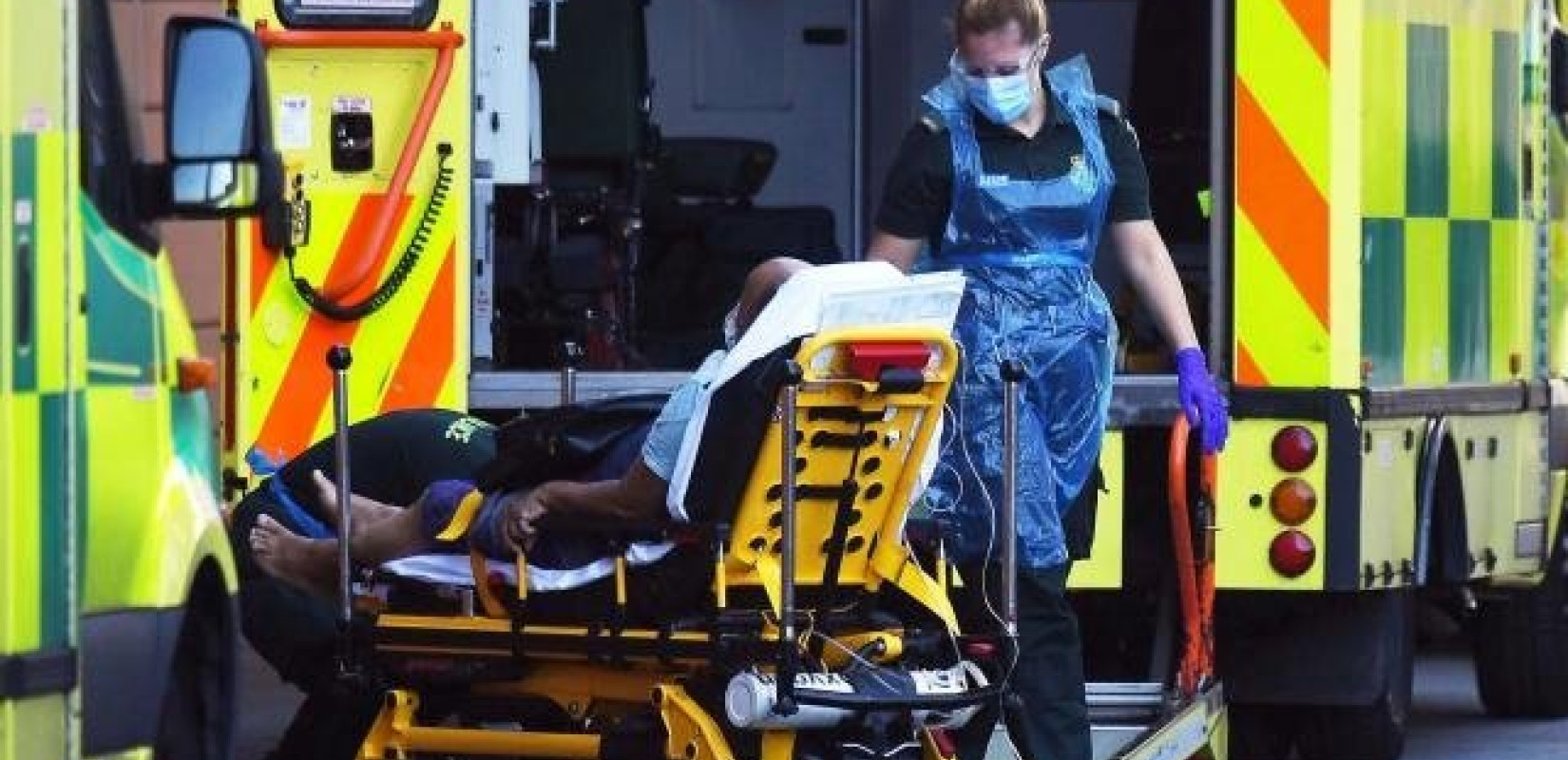 Αγγλία: 370 νέοι θάνατοι από την COVID 19 στα νοσοκομεία