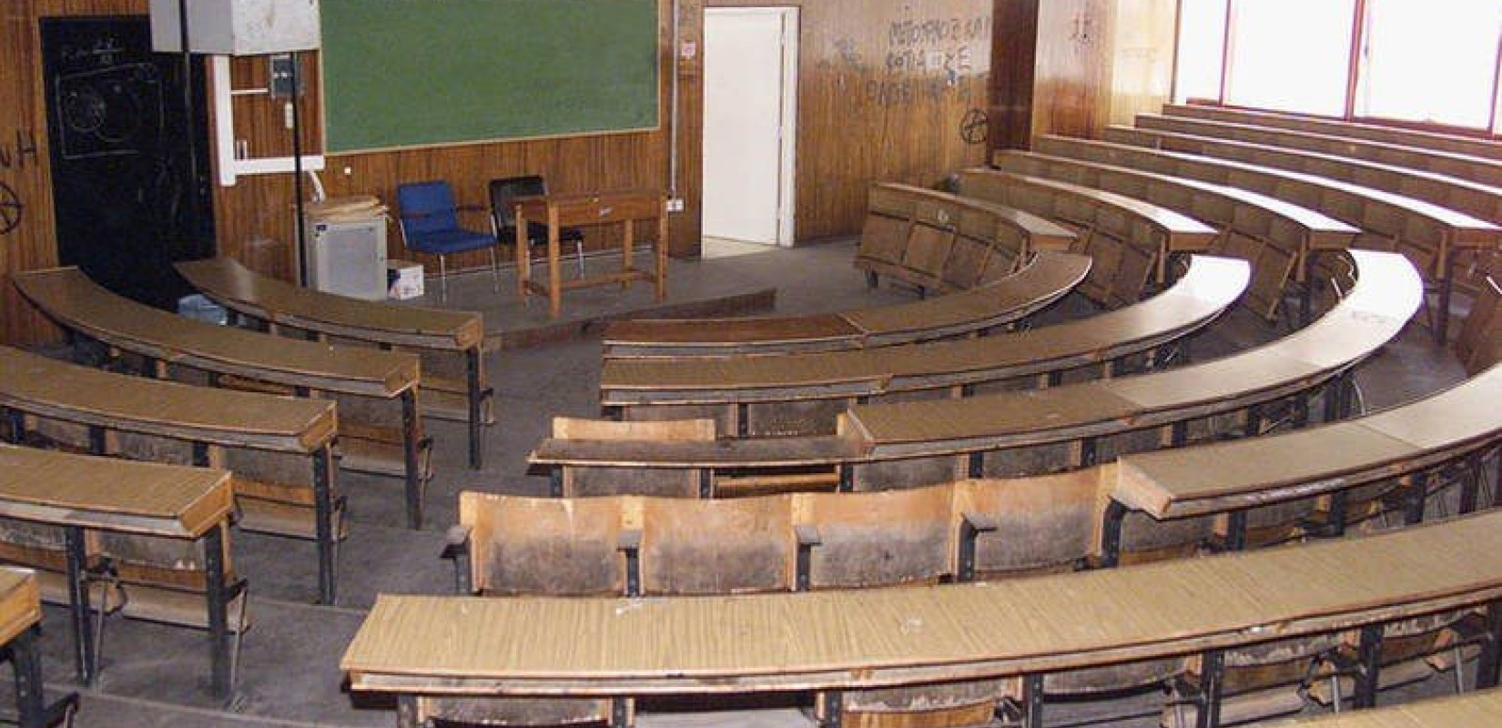 Από το 2004 έγινε ΕΔΕ για τον καθηγητή στο ΤΕΙ Σερρών