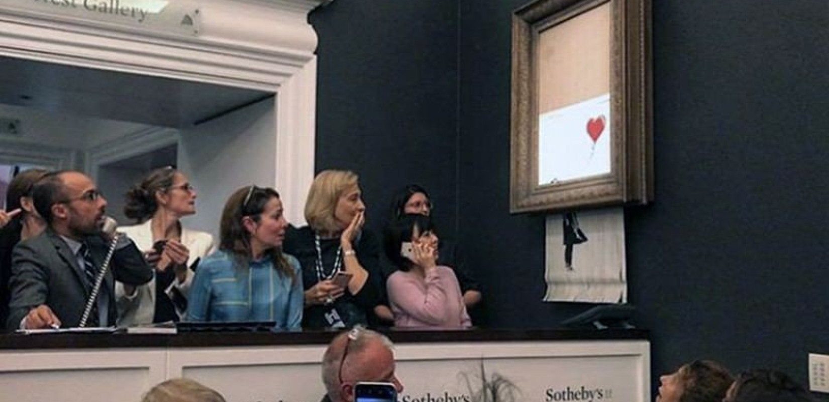 H φάρσα του αιώνα από τον Banksy (video)
