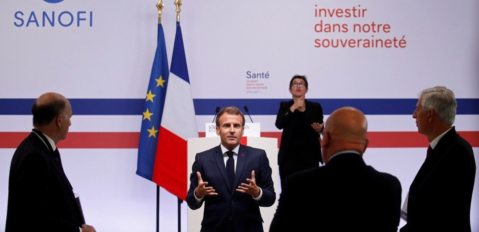 Γαλλία: Επενδύσεις στην εθνική έρευνα και την παραγωγή φαρμάκων θέλει ο Ε. Μακρόν 
