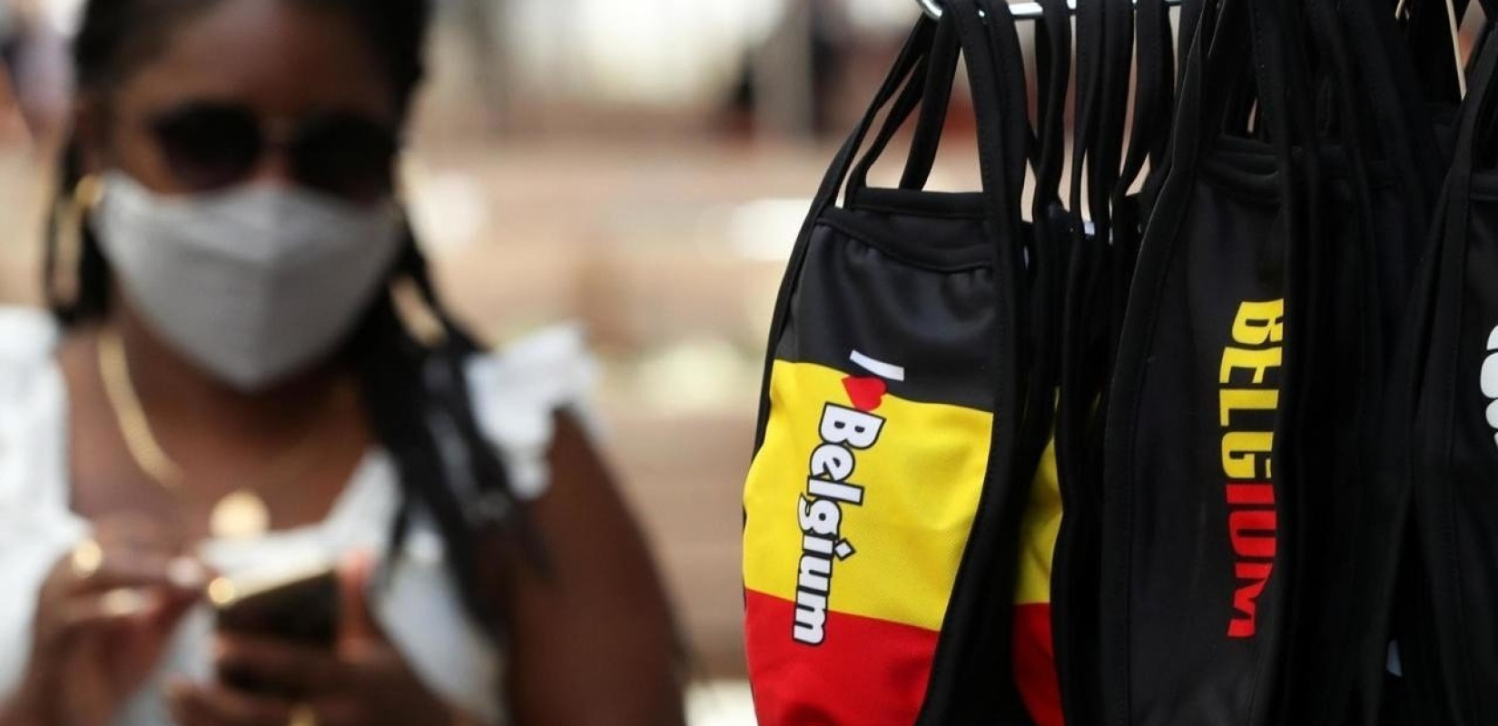 Κορονοϊός: Λίγοι αλλά... συνωμοσιολόγοι στους δρόμους του Βελγίου