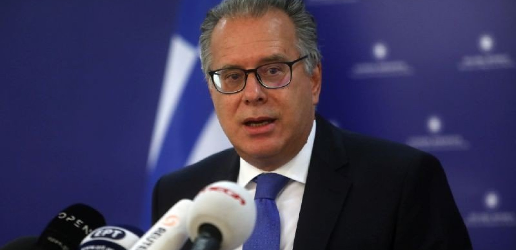 Γ. Κουμουτσάκος: Προέχει ο απεγκλωβισμός των Ελλήνων από το Σουδάν και η ασφαλής επιστροφή τους Γ. Κουμουτσάκος: Προέχει ο απεγκλωβισμός των Ελλήνων από το Σουδάν και η ασφαλής επιστροφή τους