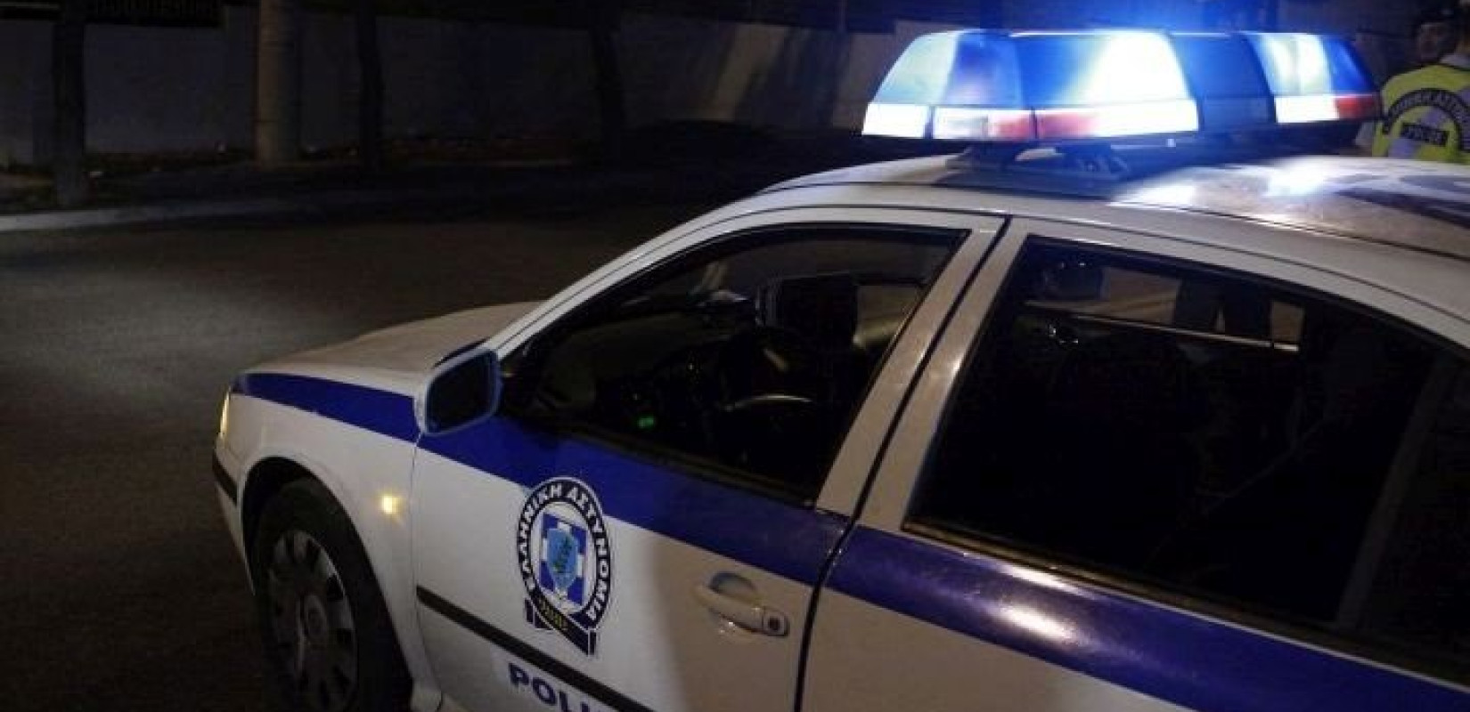 Στο «κόκκινο» η εγκληματικότητα στη δυτική Θεσσαλονίκη – Η στιγμή που δράστης προσπαθεί να μαχαιρώσει εργαζόμενο (Βίντεο)
