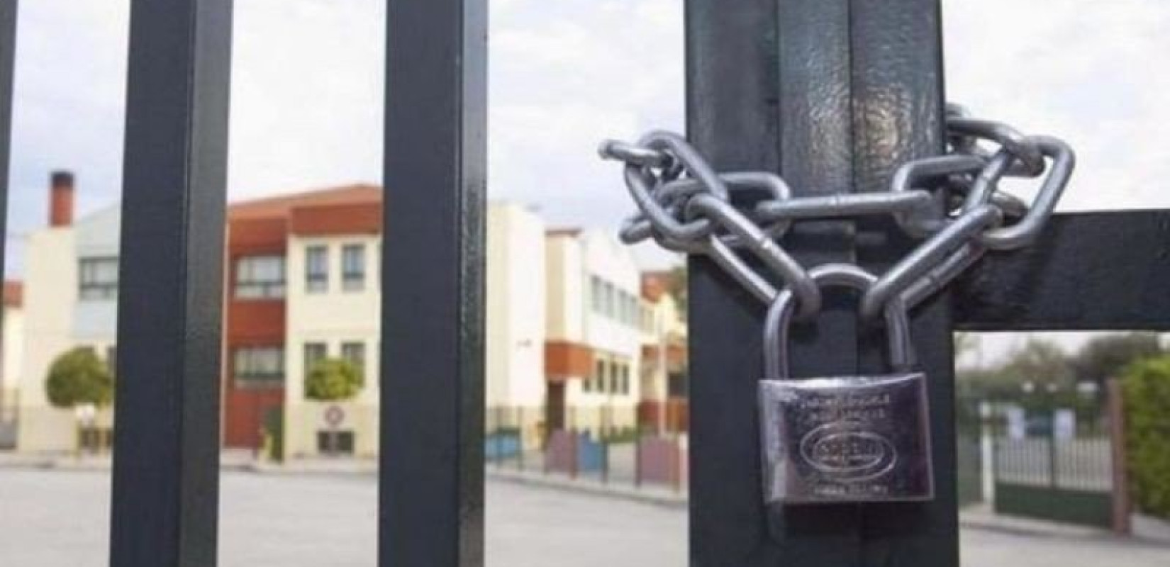 Κλειστά σχολεία λόγω κακοκαιρίας: Κανονικά τα μαθήματα με τηλεκπαίδευση