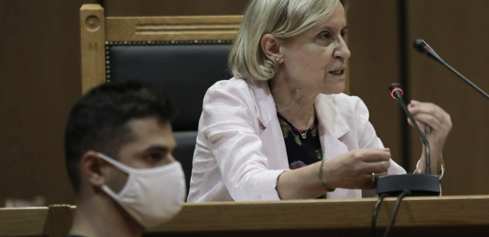 Δίκη Χρυσής Αυγής: Άλλαξε την πρότασή της για τα ελαφρυντικά η εισαγγελέας