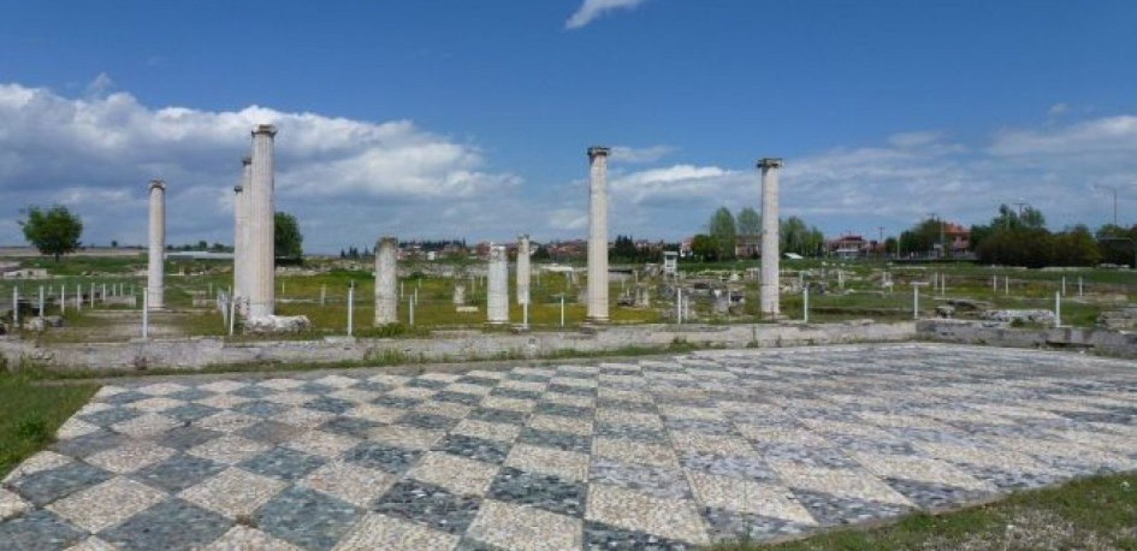 Θεσσαλονίκη: Συνελήφθησαν επ' αυτοφώρω για παράνομη ανασκαφή σε αρχαιολογικό χώρο της Πέλλας