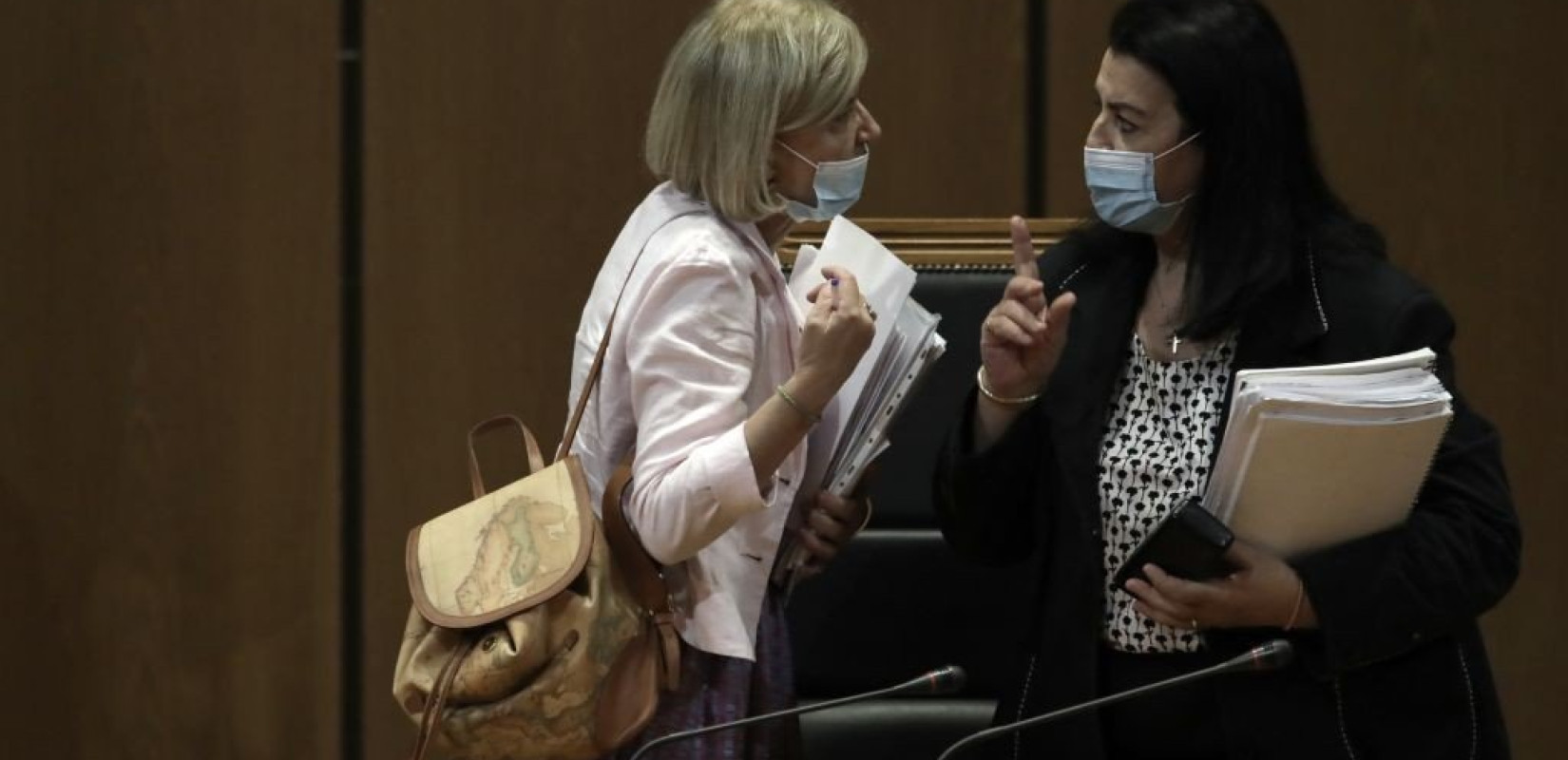 Δίκη Χρυσής Αυγής: Αύριο θα συνεχιστεί η "μάχη" των αναστολών