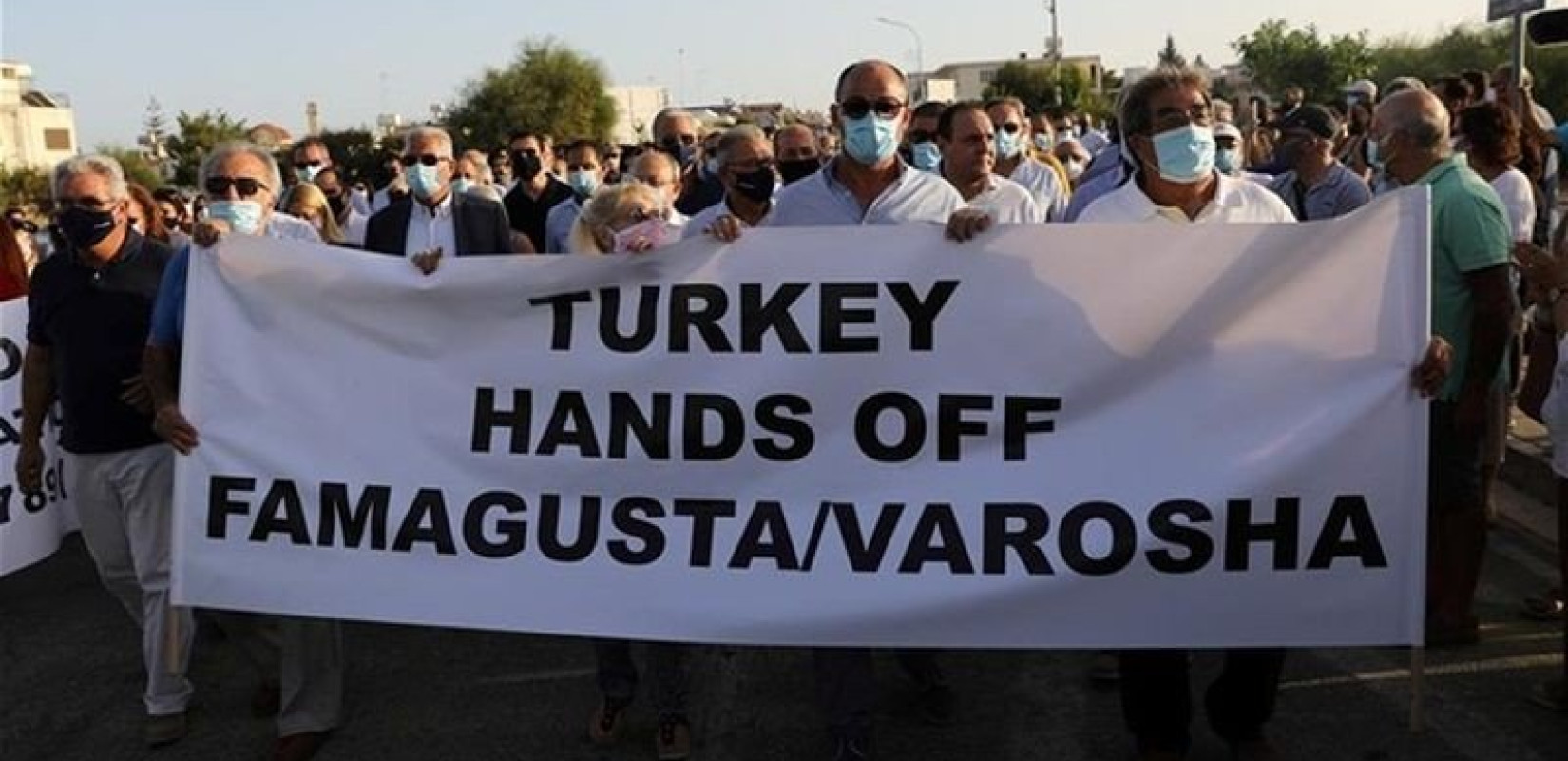 Κύπρος: Επεισόδια στο οδόφραγμα της Δερύνειας