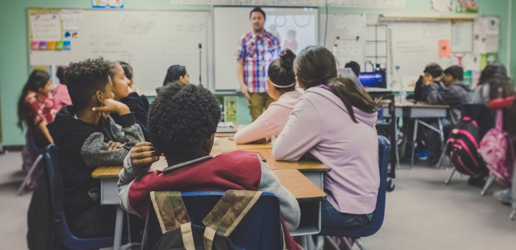 On-line εκπαιδευτική πλατφόρμα για παιδιά προσφύγων και μεταναστών