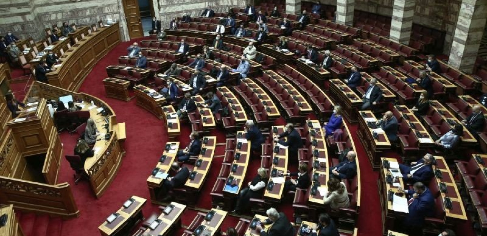 Βουλή: Κατά πλειοψηφία ψηφίσθηκε το σχέδιο νόμου για τα όπλα συναγερμού και σηματοδοσίας