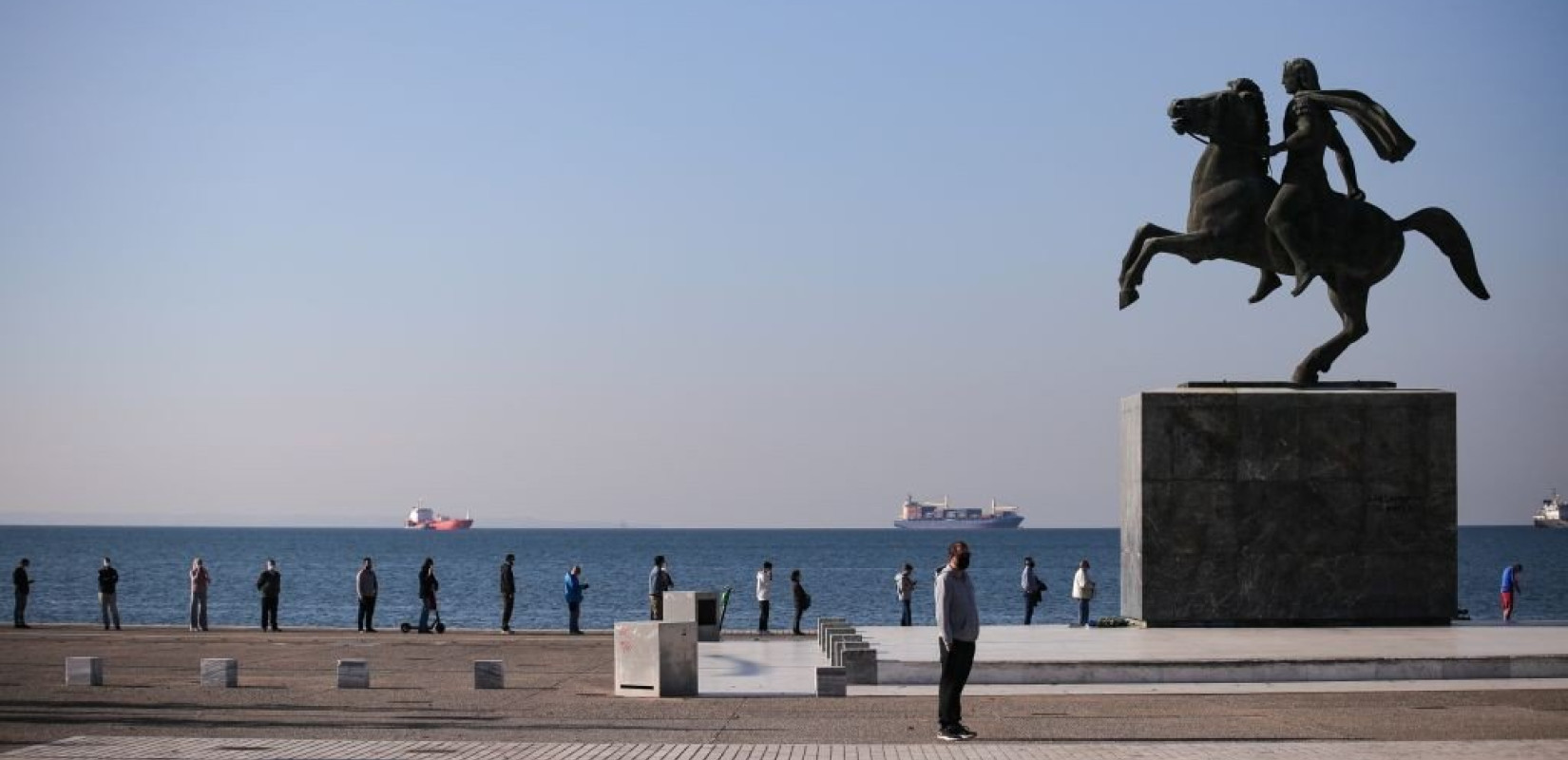 Ξεπερνούν το 5% τα θετικά τεστ κορονοϊού στη νέα παραλία Θεσσαλονίκης