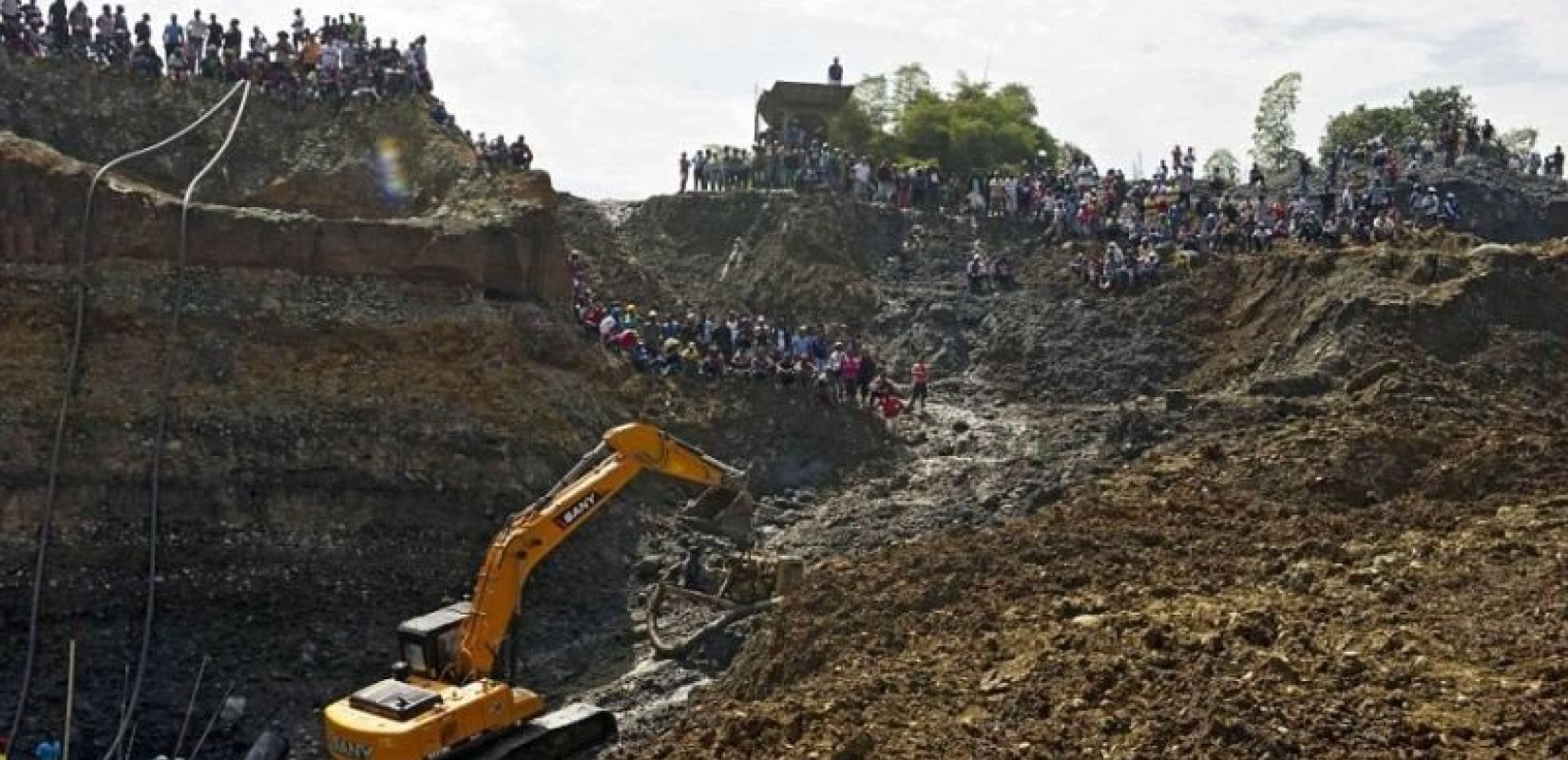 Κολομβία: 18 εργάτες έχουν παγιδευτεί σε χρυσωρυχείο
