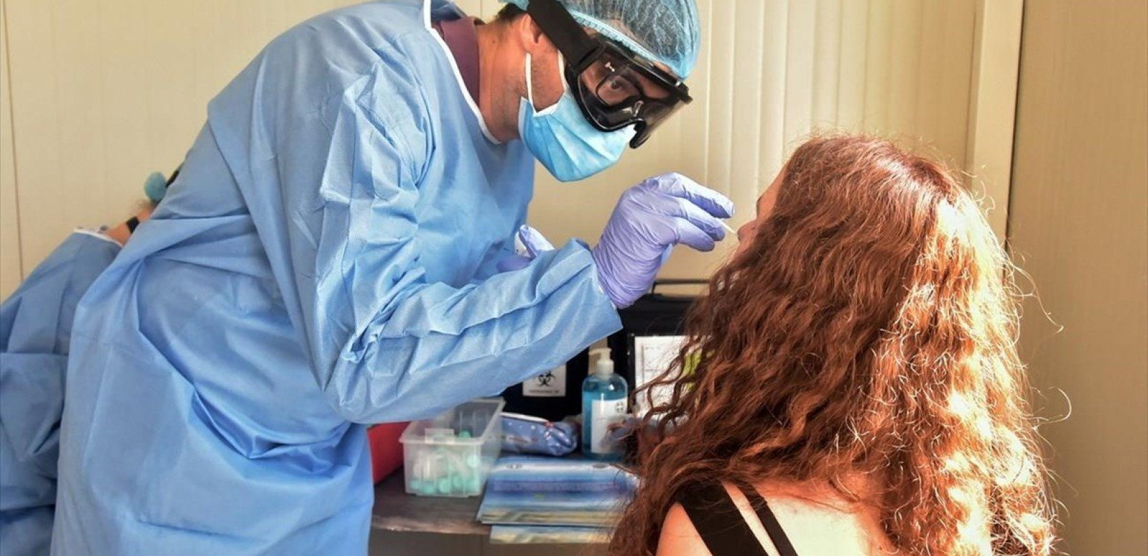 Τρία κρούσματα νοτιοαφρικανικής μετάλλαξης εντοπίστηκαν στο Κορδελιό (Βίντεο) 