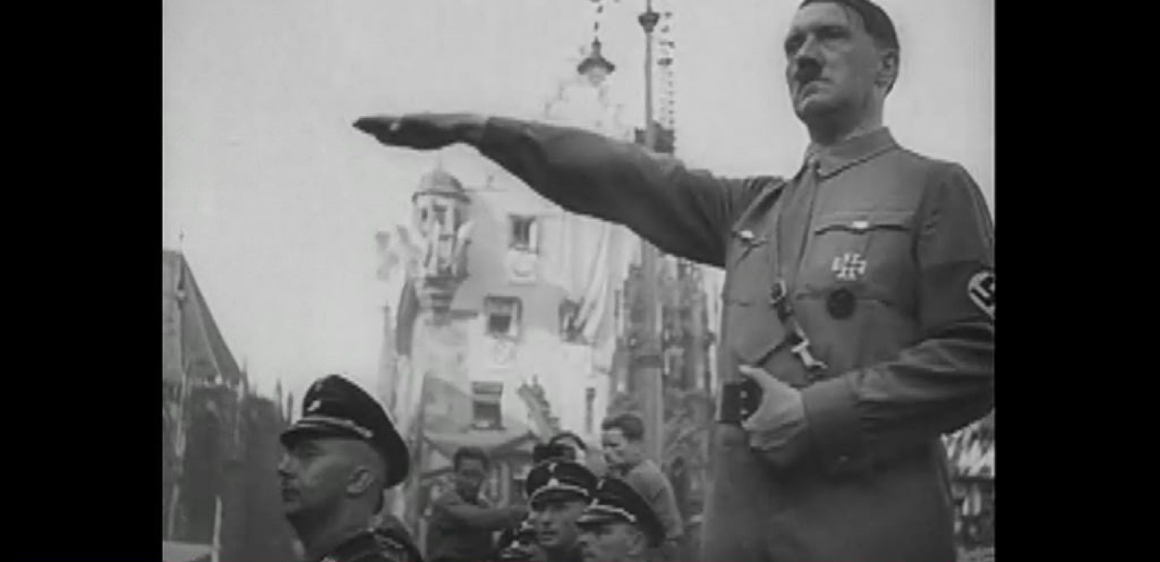 Το "μπαλκόνι του Χίλτερ" προκαλεί πάντα 