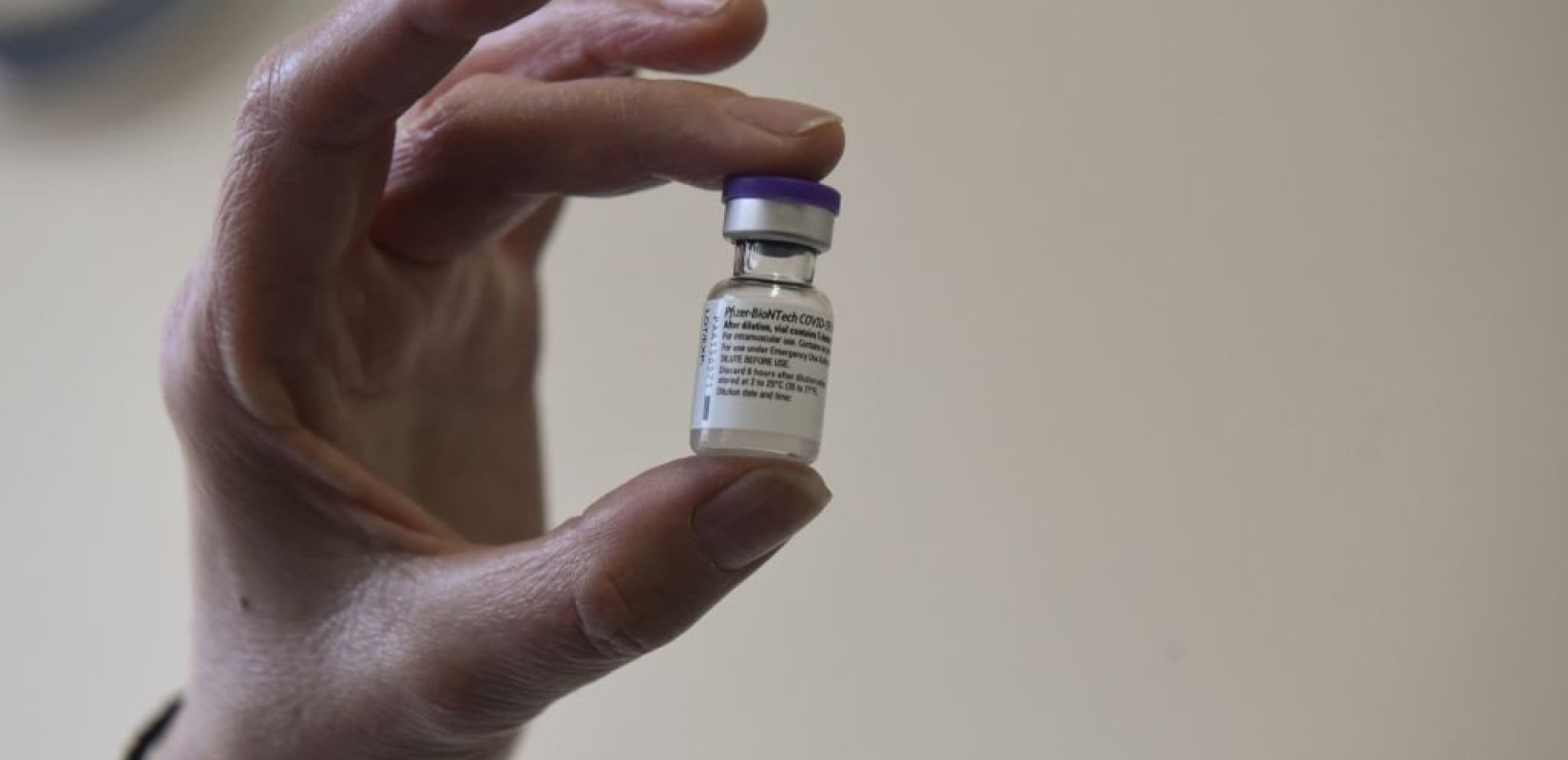 Στρέφεται νομικά κατά της Pfizer και της AstraZeneca για τις καθυστερήσεις η Ιταλία