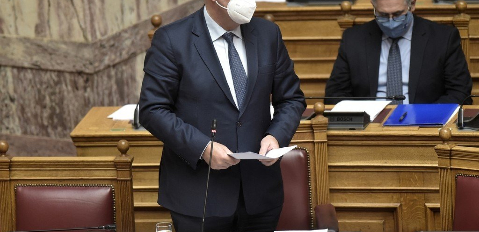 Τσιάρας: Σύσταση νομοπαρασκευαστικής επιτροπής για ενδοοικογενειακή βία και γυναικοκτονίες