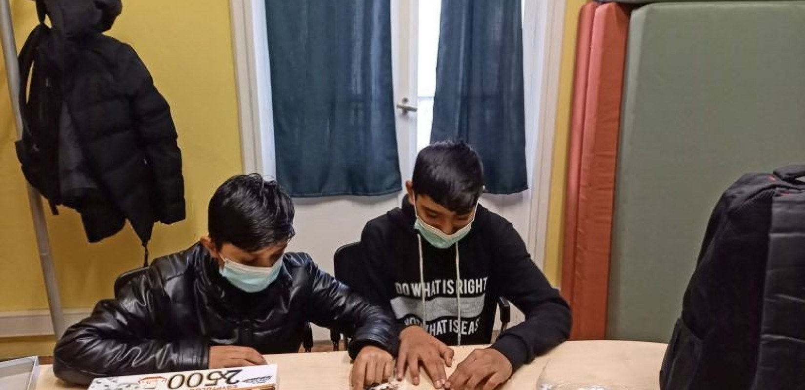 Νομοθετική λύση για τους ασυνόδευτους ανήλικους που δεν έχουν νομιμοποιητικά έγγραφα ζητά η ΑΡΣΙΣ