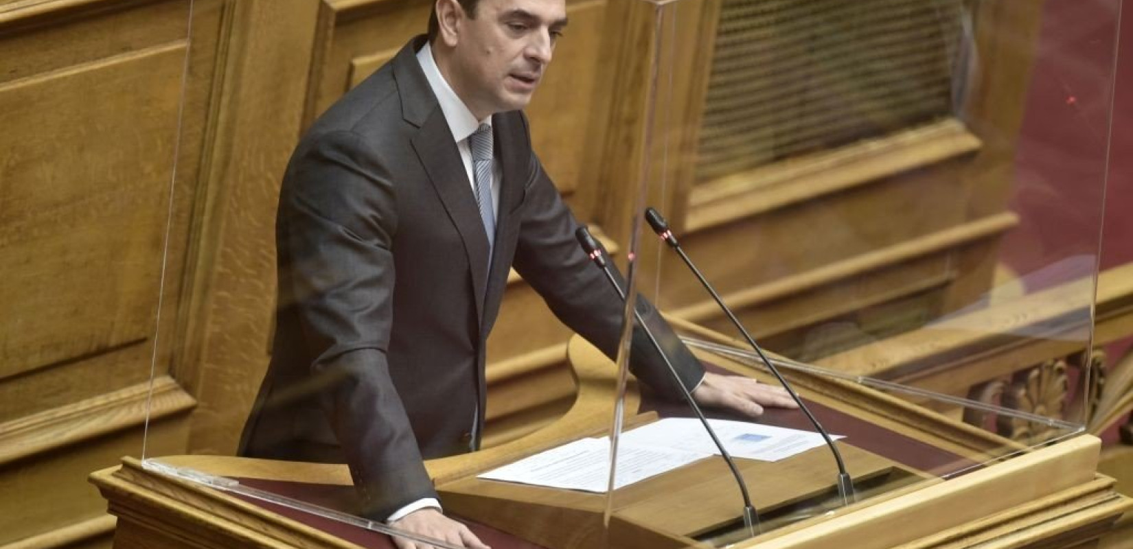 Σκρέκας: Δεν μπορούμε να πούμε ότι δεν θα υπάρξουν αυξήσεις στα τιμολόγια του ρεύματος