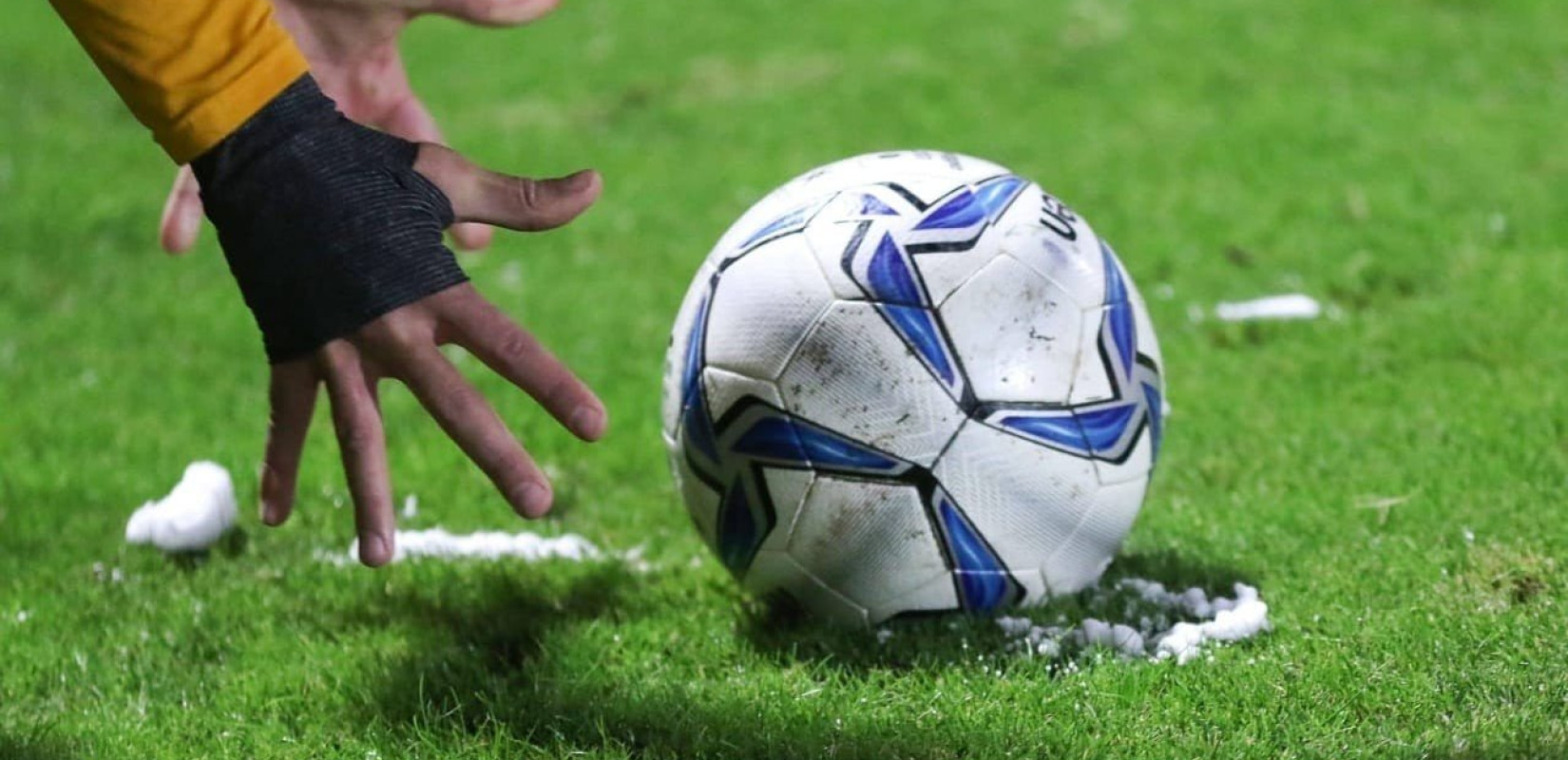 "Δώστε λύση στη Football League"