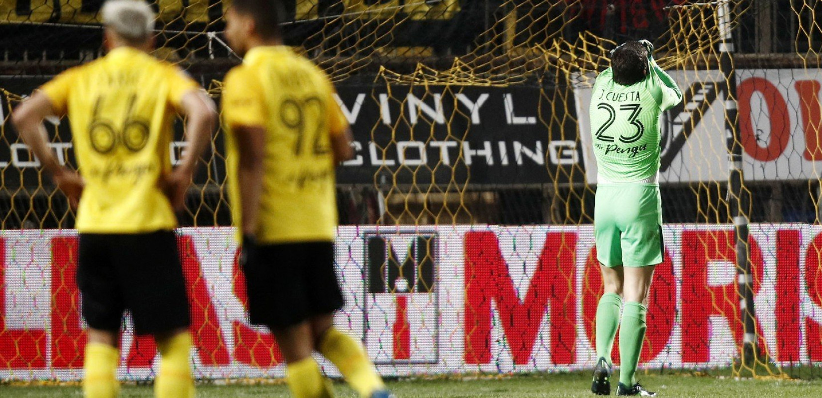 Ροζ: "Είμαστε όλοι στο πλευρό του Κουέστα" (βίντεο)