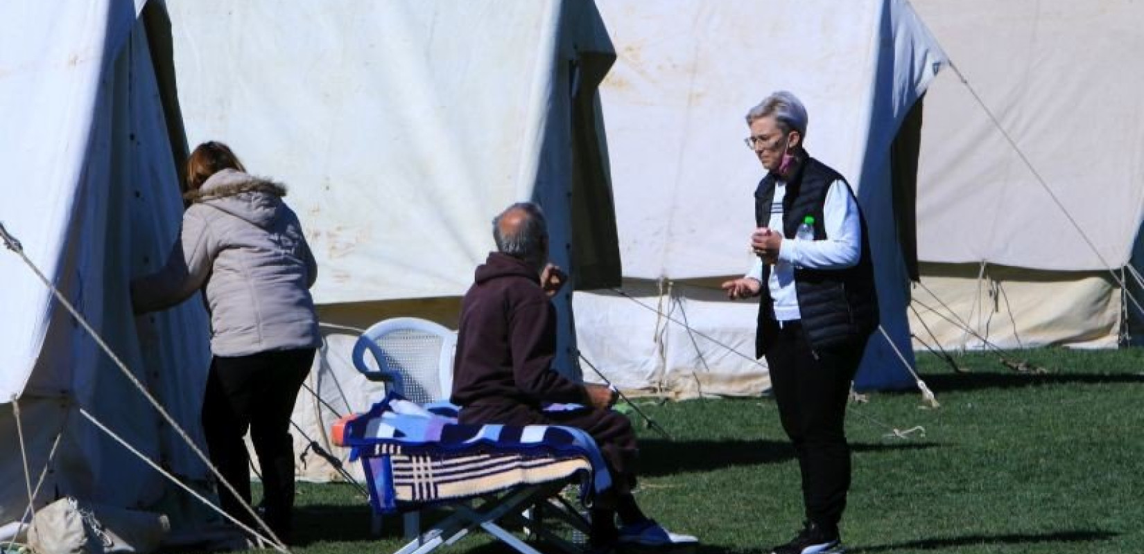 Λάρισα: Σήμερα φτάνουν οι πρώτοι οικίσκοι για την προσωρινή στέγαση των σεισμοπλήκτων