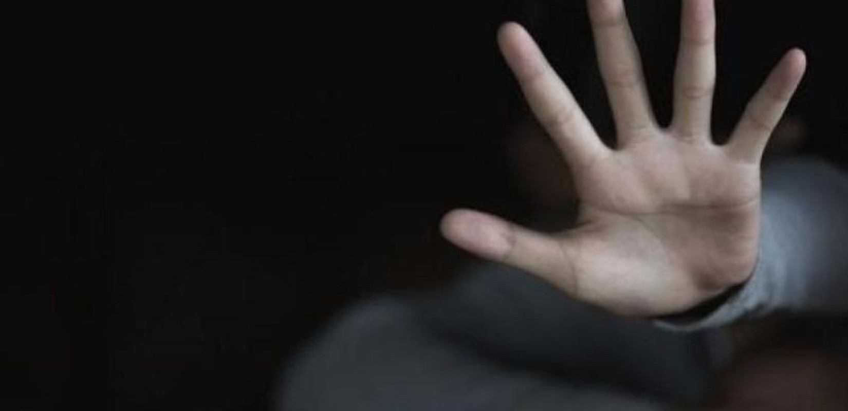 Συνταρακτική μαρτυρία για την υπόθεση στα Πετράλωνα: «Η μητέρα έλεγε με απόλυτη φυσικότητα τα εκτρώματα που συνέβαιναν» (βίντεο)