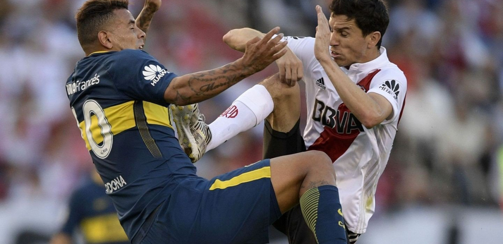 Το τανγκό του μίσους (videos)