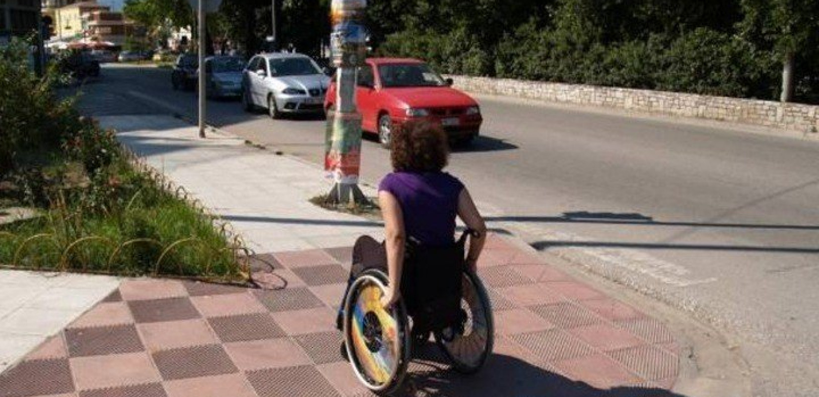  Κ. Νοτοπούλου: Η κυβερνητική απόφαση να αποκλείει ανάπηρους από τη μετακίνηση με μέσα μαζικής μεταφοράς παραβιάζει τα ανθρώπινα δικαιώματα