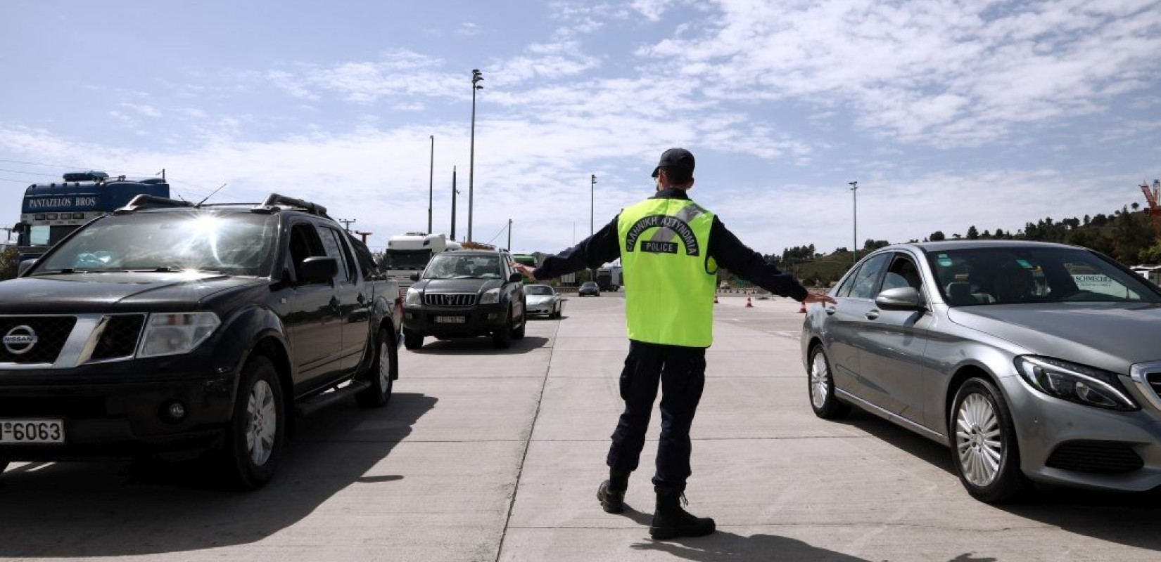 Τα έκτακτα μέτρα για τις μετακινήσεις ενόψει Πάσχα -Τα πρόστιμα και οι εξαιρέσεις - Γιατί αντιδρά ο Ιατρικός Σύλλογος Θεσσαλονίκης