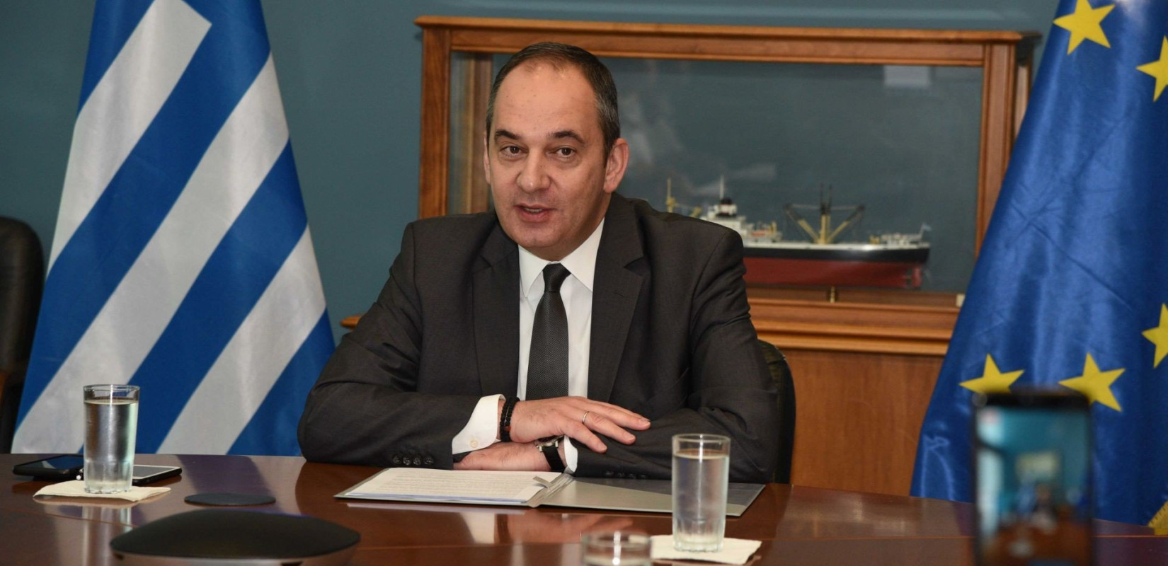 Ανανέωση συνεργασίας μεταξύ Λιμενικού – Ακτοφυλακής και «Παπαστράτος» για την καταπολέμηση του λαθρεμπορίου καπνικών