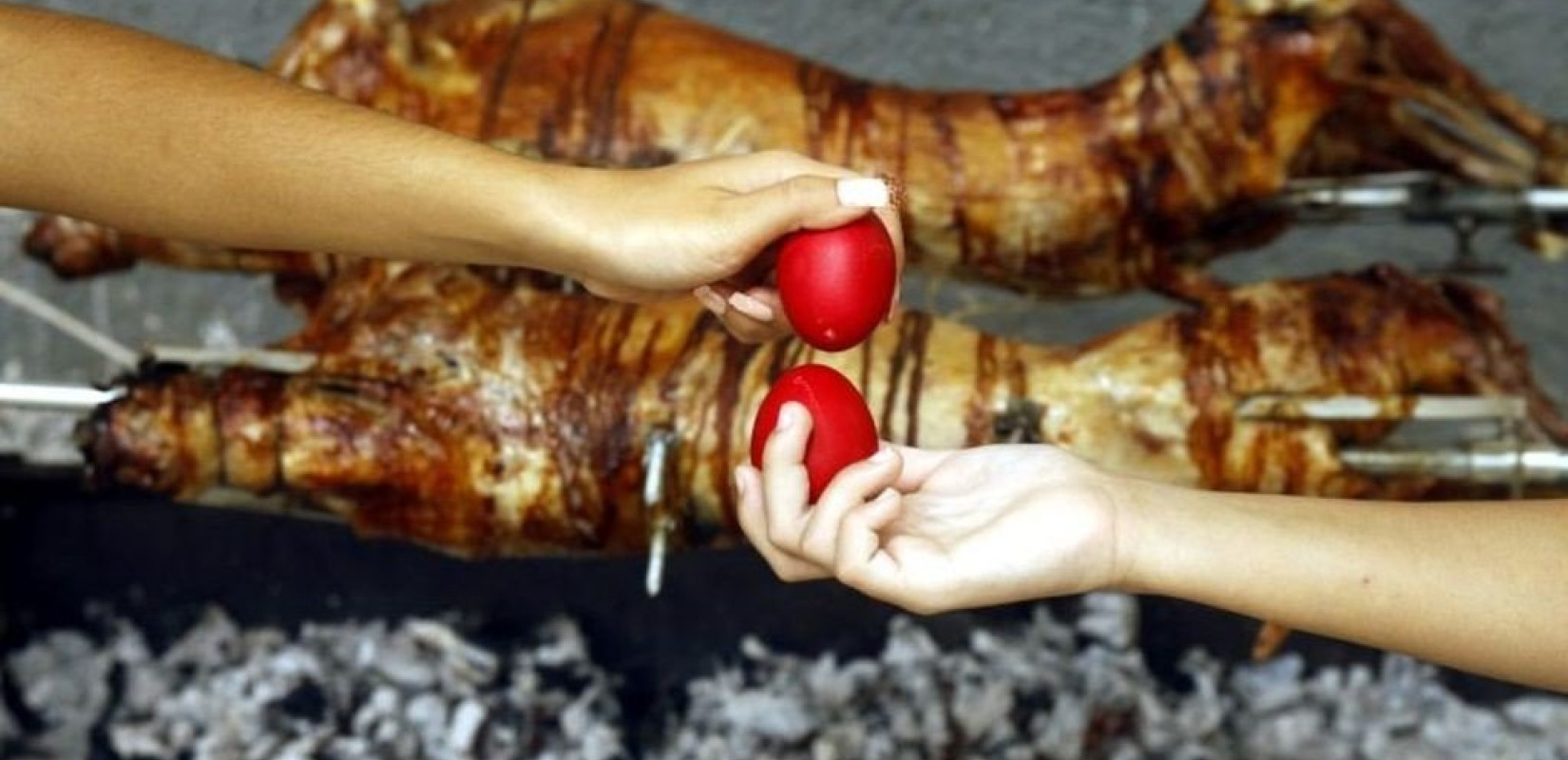 Πασχαλινό τραπέζι από «χρυσάφι»: Πού θα κυμανθούν οι τιμές (βίντεο)